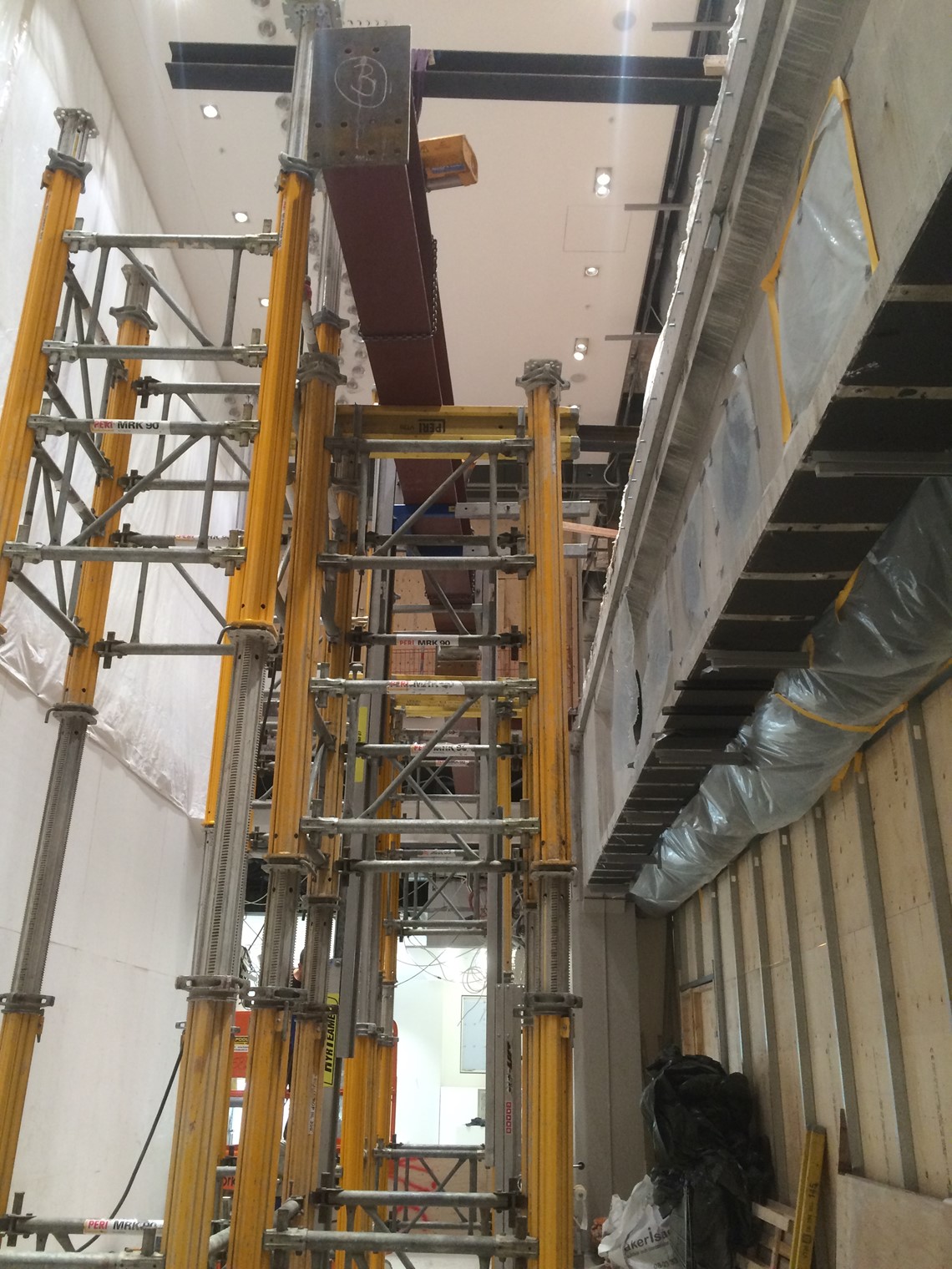 Ombyggnad för flytt av rulltrappor